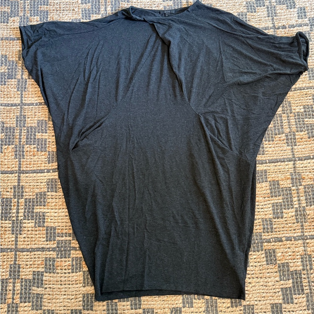 Cos Black Women's tunic short sleeve Top size medium